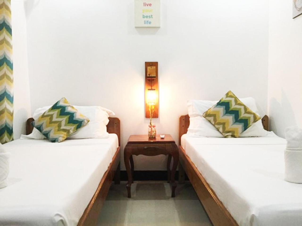 A&J Pension Puerto Princesa Exterior foto